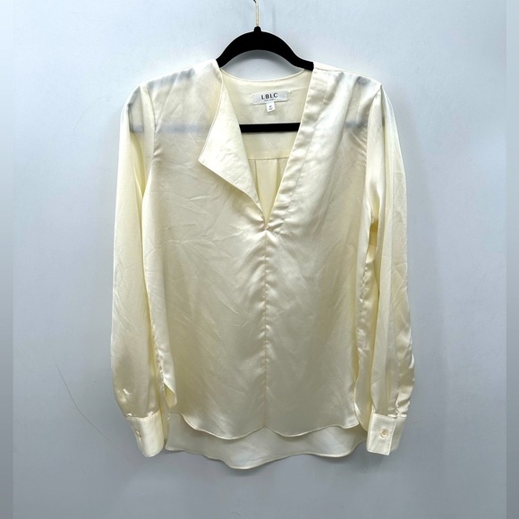LBLC THE LABEL ANNIE M Cream V-neck satin quiet luxury classic corpcore blouse - Picture 2 of 12